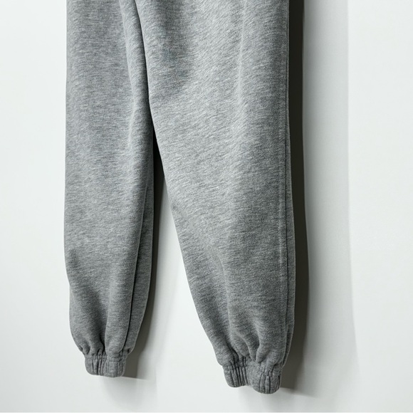 Walt Disney World Anniversary Vault Collection Gray Jogger Sweatpants Size Small - Picture 12 of 16